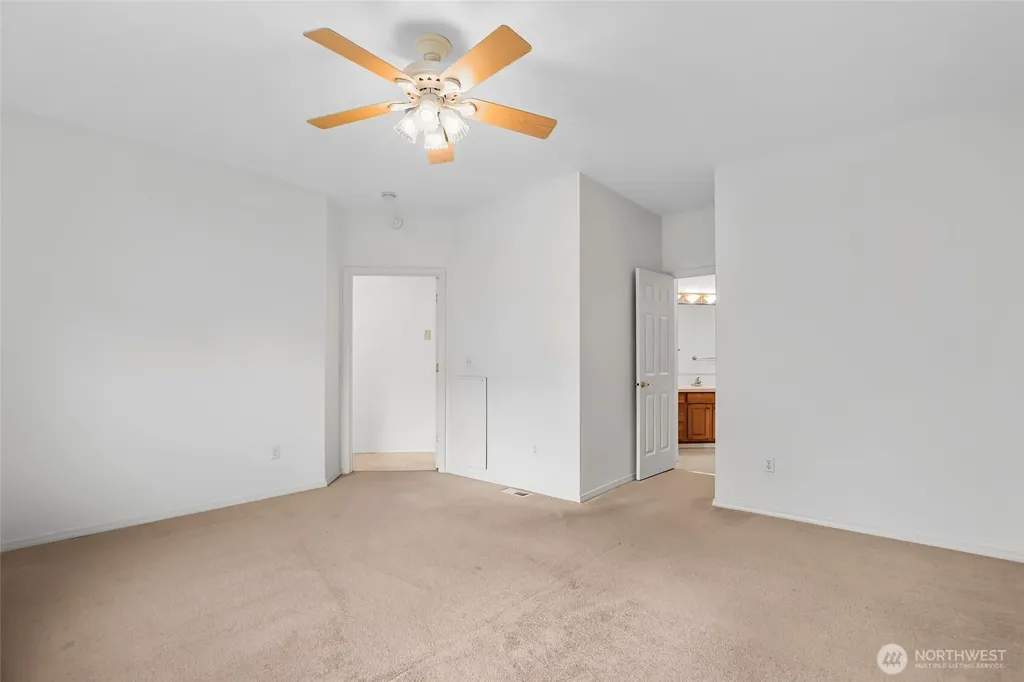 19019 104th Avenue E Puyallup WA 98374