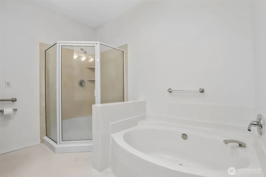 19019 104th Avenue E Puyallup WA 98374