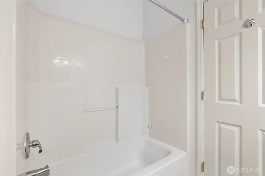 19019 104th Avenue E Puyallup WA 98374