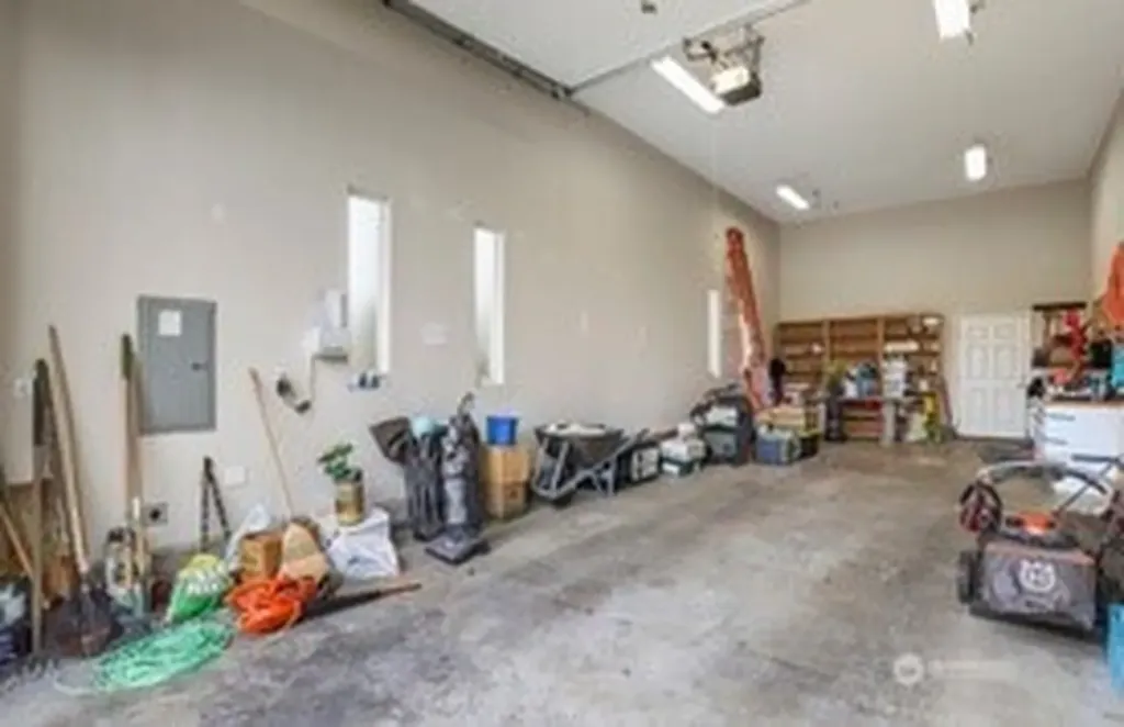 19019 104th Avenue E Puyallup WA 98374