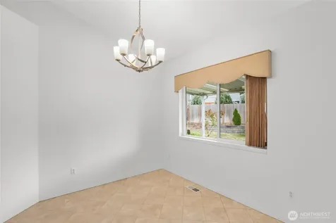 19019 104th Avenue E Puyallup WA 98374