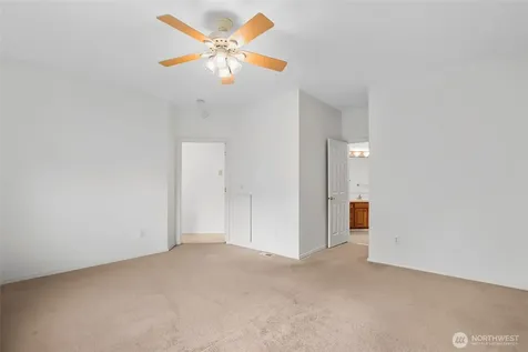 19019 104th Avenue E Puyallup WA 98374
