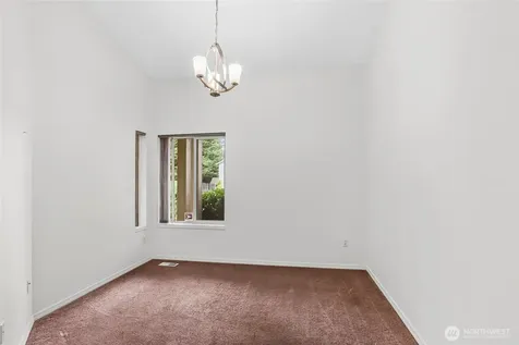 19019 104th Avenue E Puyallup WA 98374