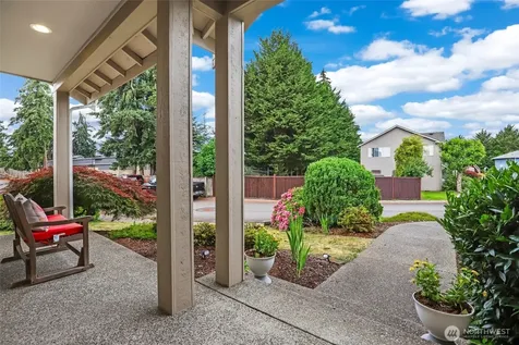 19019 104th Avenue E Puyallup WA 98374