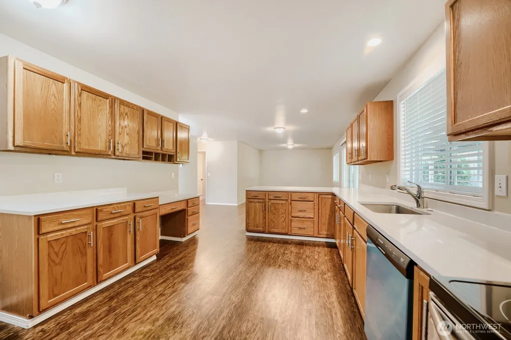 9410 62nd Avenue Ct E Puyallup WA 98371