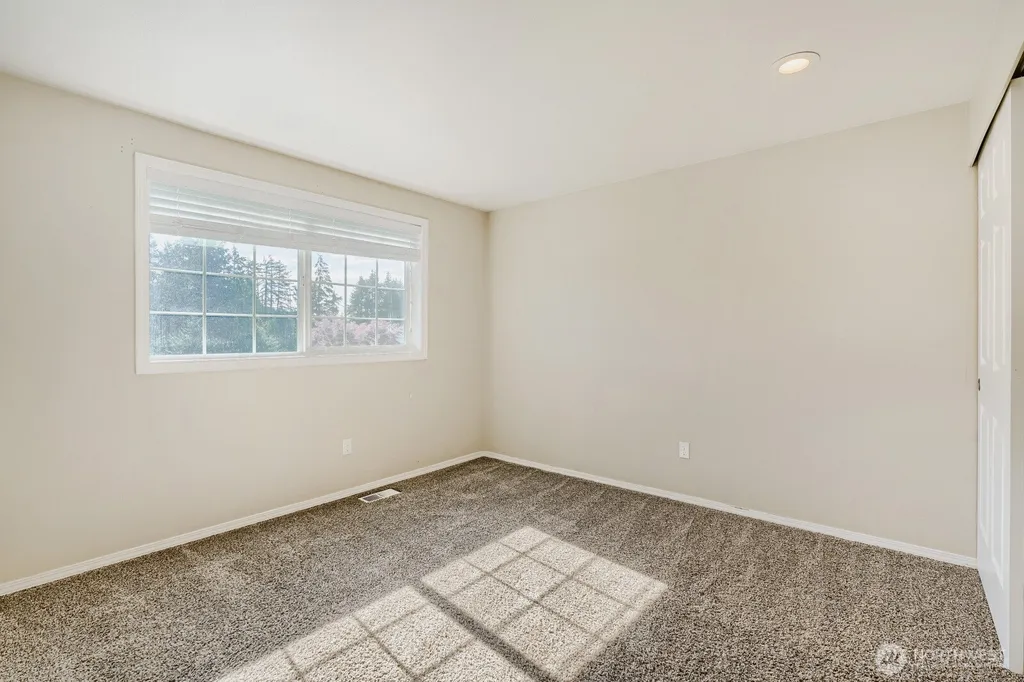 9410 62nd Avenue Ct E Puyallup WA 98371