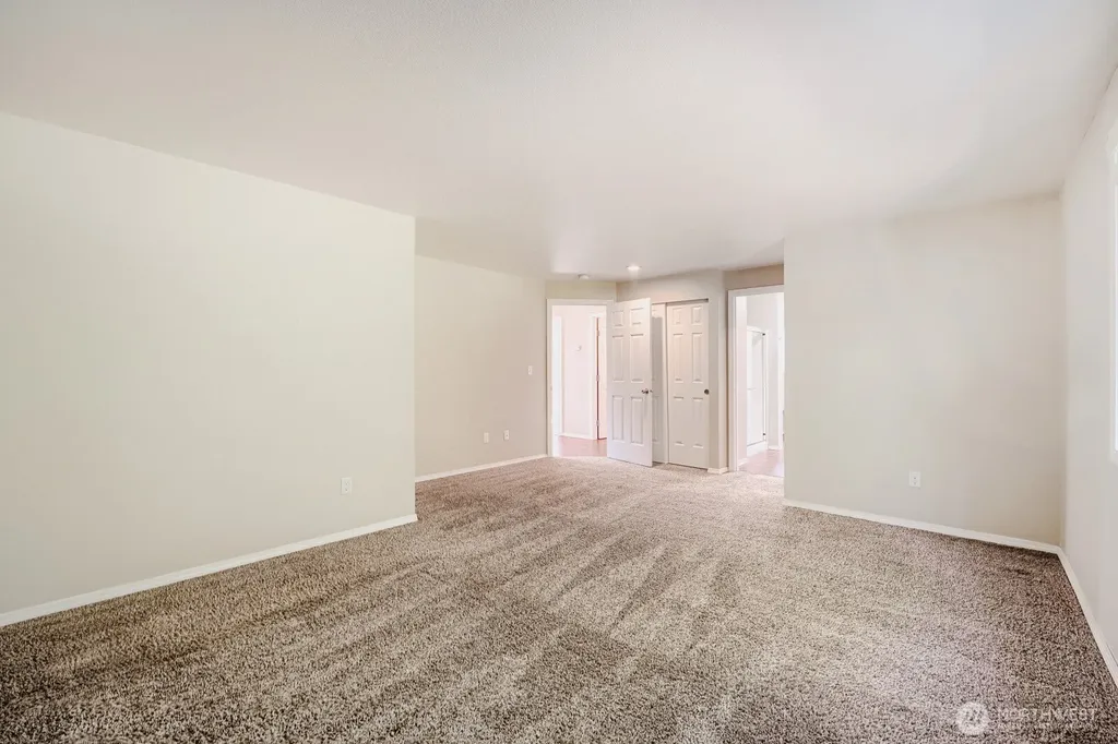 9410 62nd Avenue Ct E Puyallup WA 98371