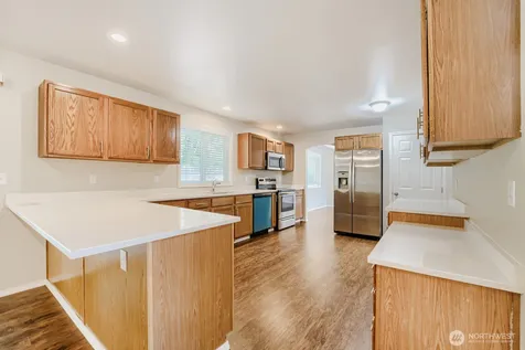 9410 62nd Avenue Ct E Puyallup WA 98371