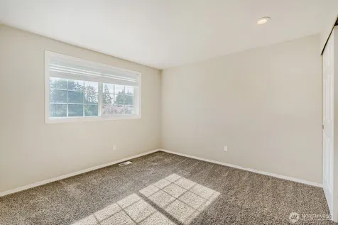 9410 62nd Avenue Ct E Puyallup WA 98371