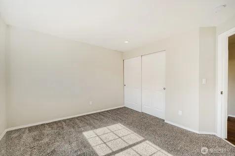 9410 62nd Avenue Ct E Puyallup WA 98371
