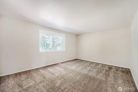 9410 62nd Avenue Ct E Puyallup WA 98371
