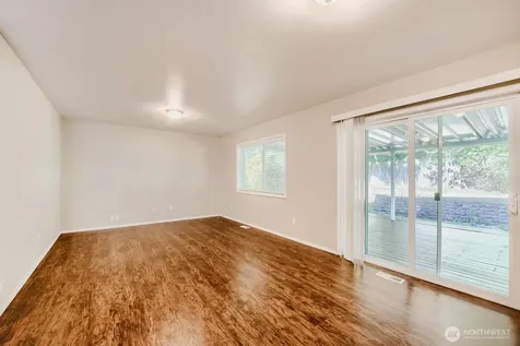 9410 62nd Avenue Ct E Puyallup WA 98371
