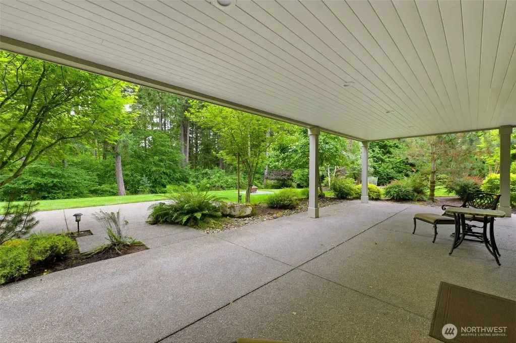 605 Hyak Way Fox Island WA 98333