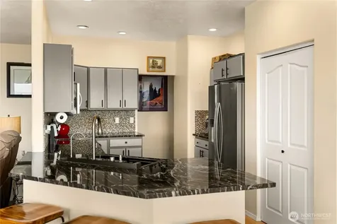 536 Hillcrest Circle Drive Omak WA 98841