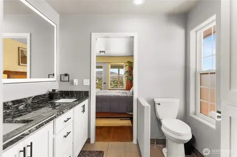 536 Hillcrest Circle Drive Omak WA 98841