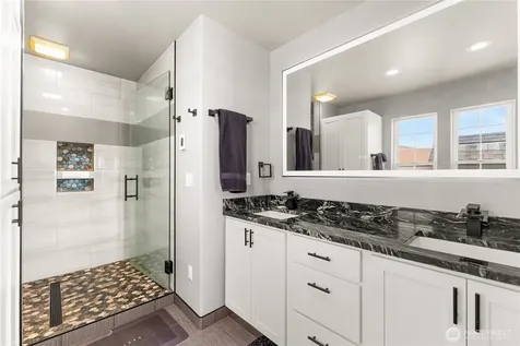 536 Hillcrest Circle Drive Omak WA 98841
