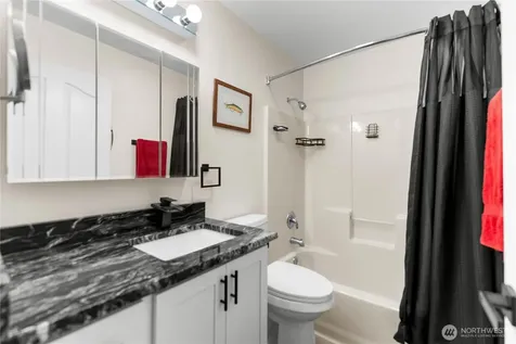 536 Hillcrest Circle Drive Omak WA 98841