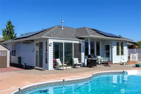 536 Hillcrest Circle Drive Omak WA 98841