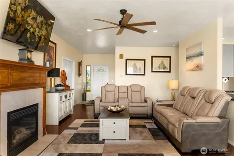 536 Hillcrest Circle Drive Omak WA 98841
