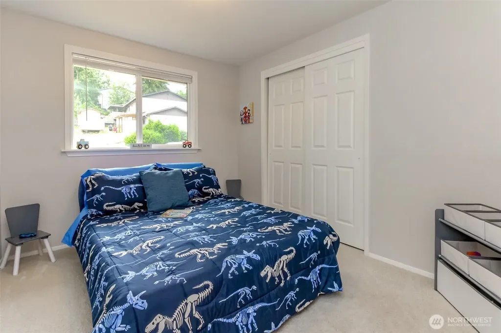 3716 SW 328th Place Puyallup WA 98023