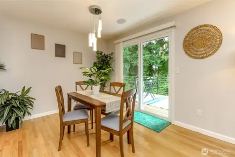 3716 SW 328th Place Puyallup WA 98023