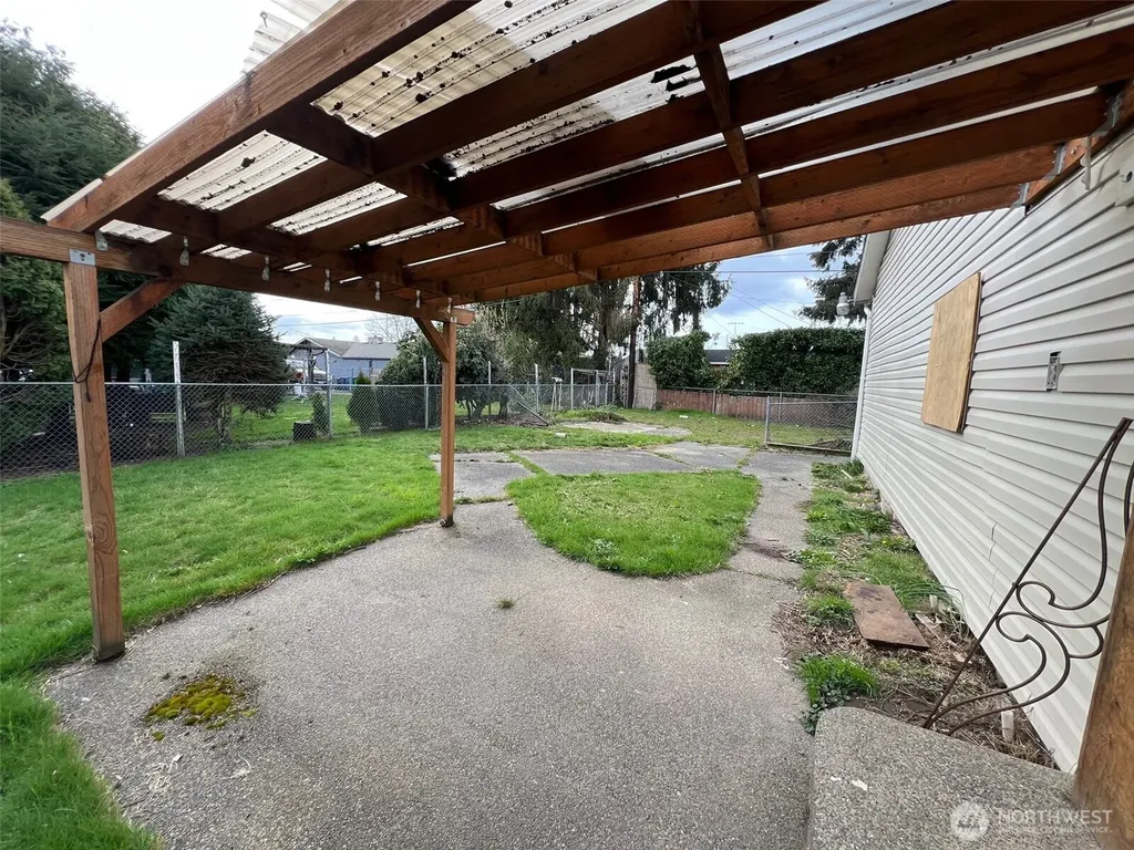 1006 17th Street SE Auburn WA 98002
