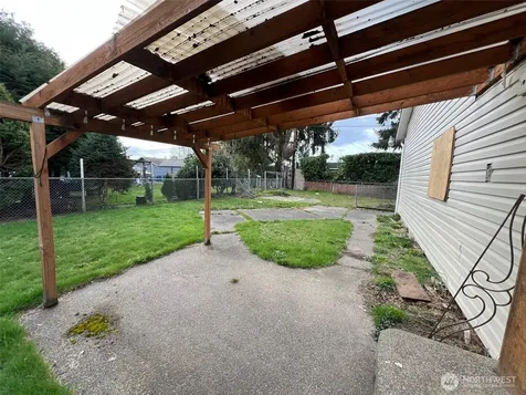 1006 17th Street SE Auburn WA 98002