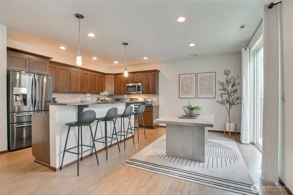 20912 2nd Avenue W Lynnwood WA 98036