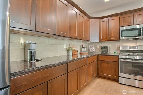 20912 2nd Avenue W Lynnwood WA 98036