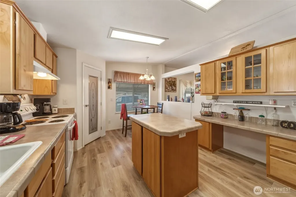 1419 Topaz Walla Walla WA 99362