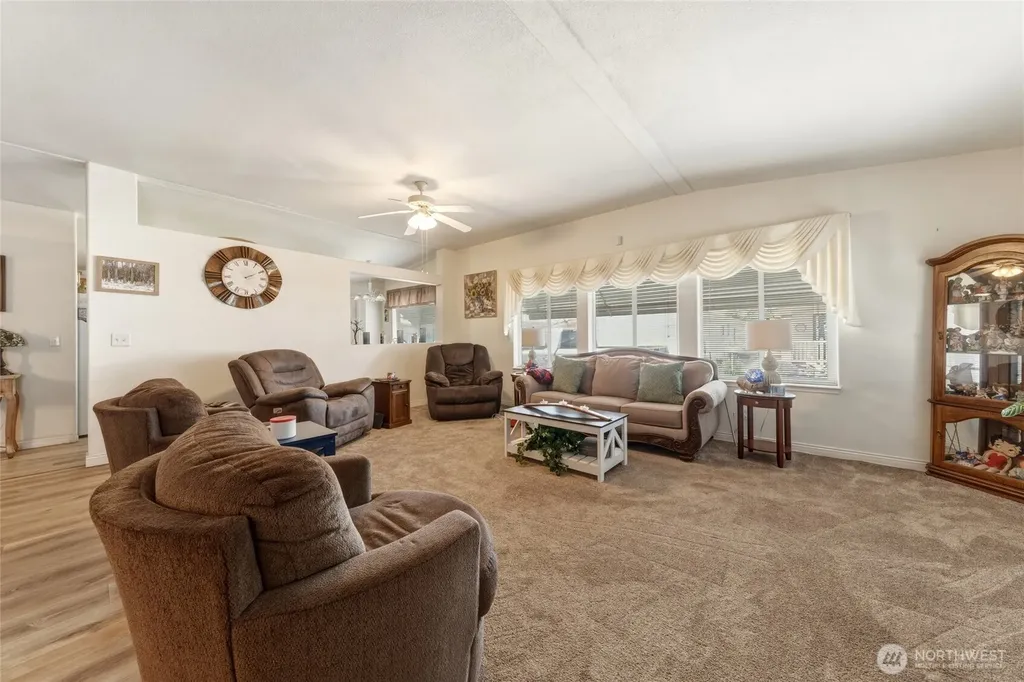 1419 Topaz Walla Walla WA 99362