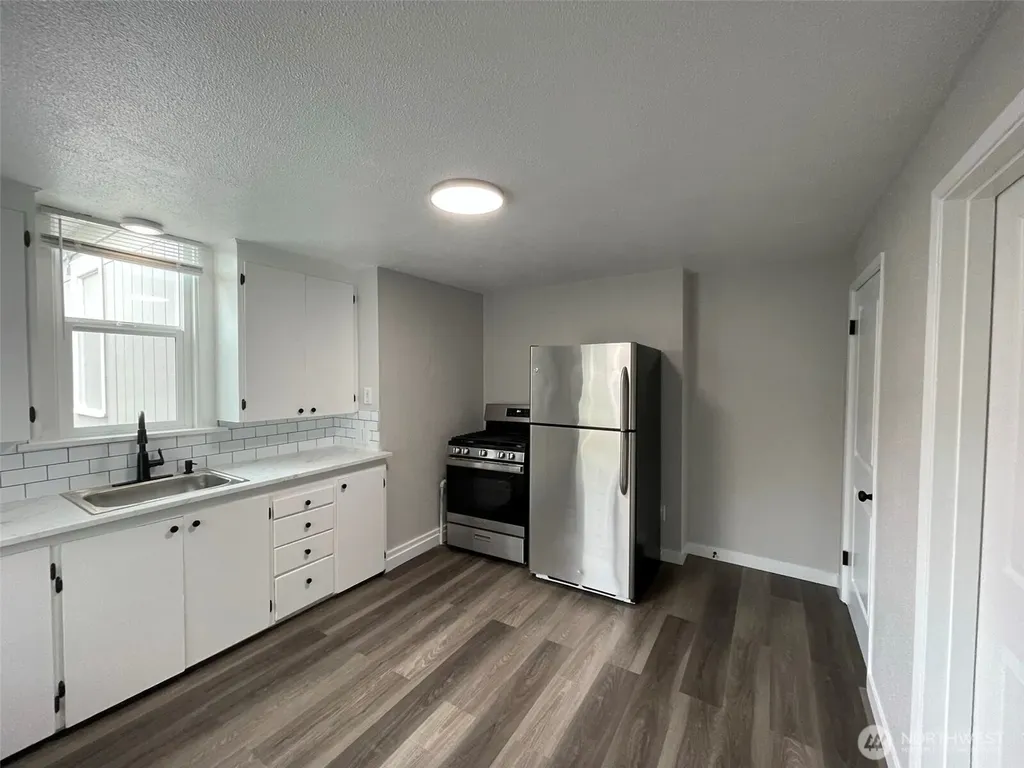 2232 Hoyt Avenue Everett WA 98201