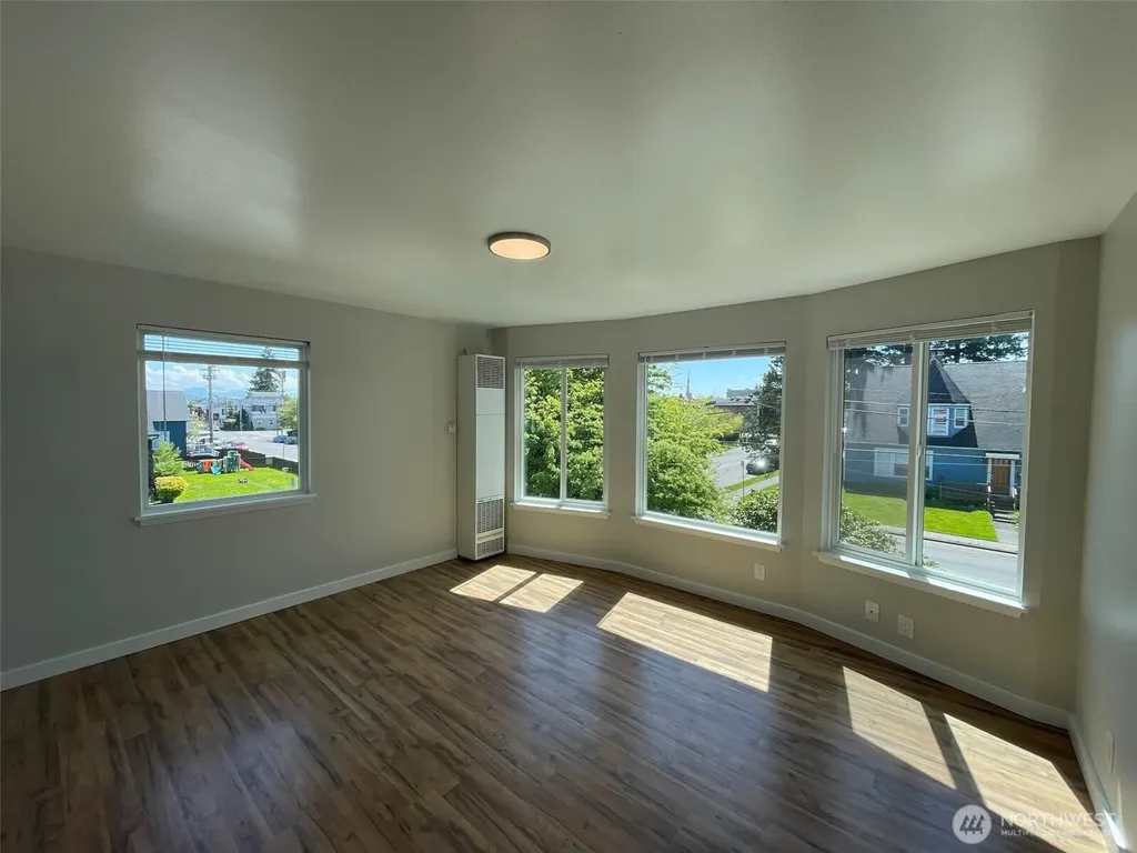 2232 Hoyt Avenue Everett WA 98201