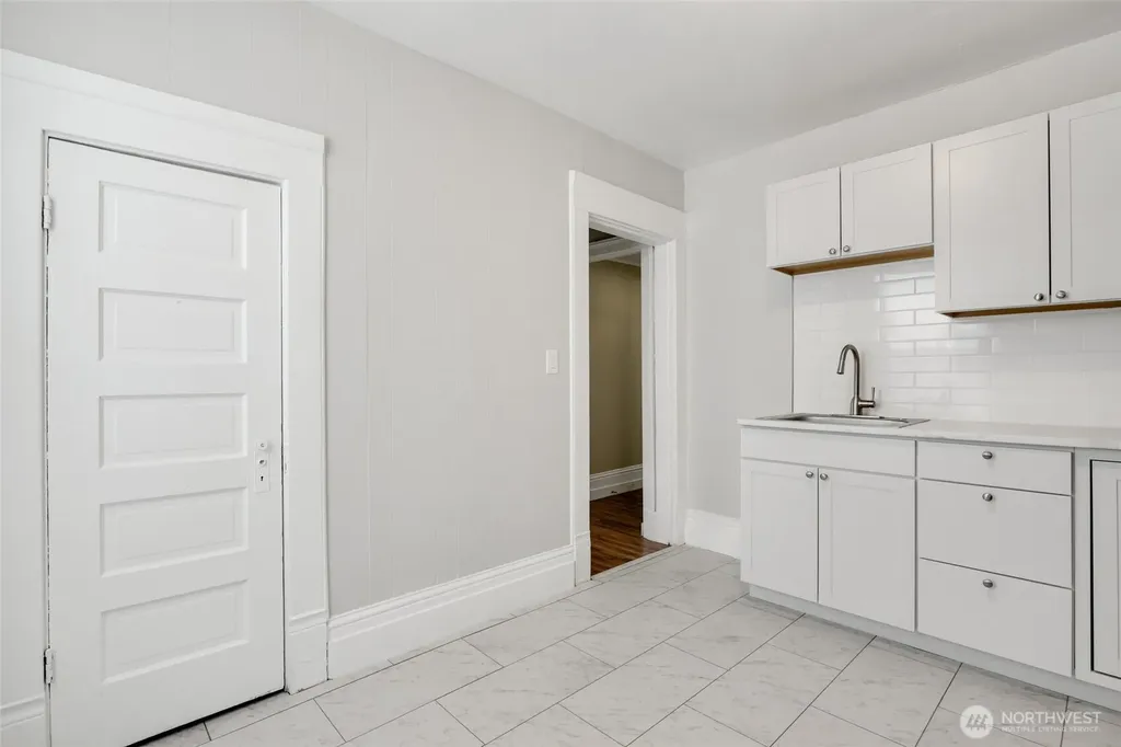 2232 Hoyt Avenue Everett WA 98201