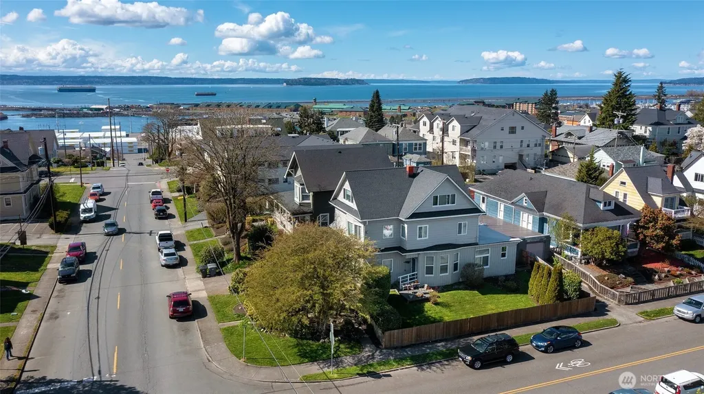 2232 Hoyt Avenue Everett WA 98201
