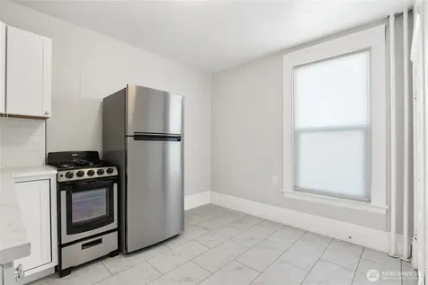 2232 Hoyt Avenue Everett WA 98201