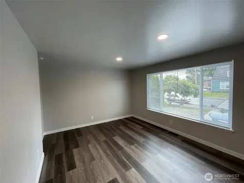 2232 Hoyt Avenue Everett WA 98201