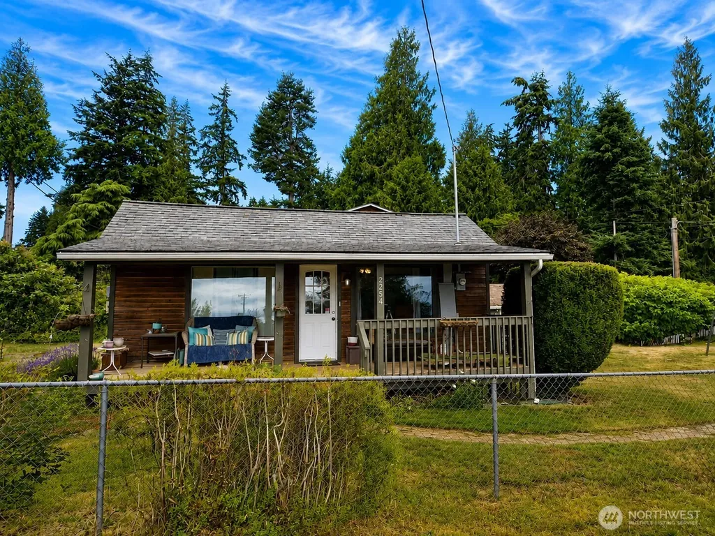 2254 Cedar Street Port Orchard WA 98366