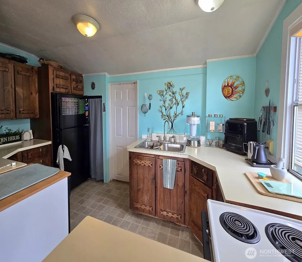 2254 Cedar Street Port Orchard WA 98366