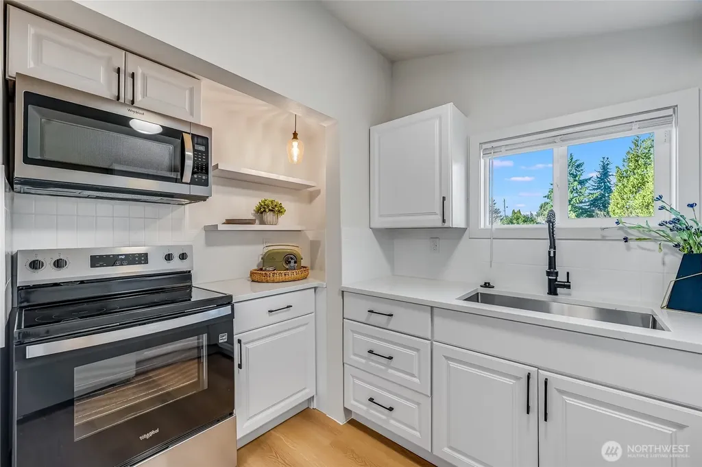 12542 50th Place S Tukwila WA 98178