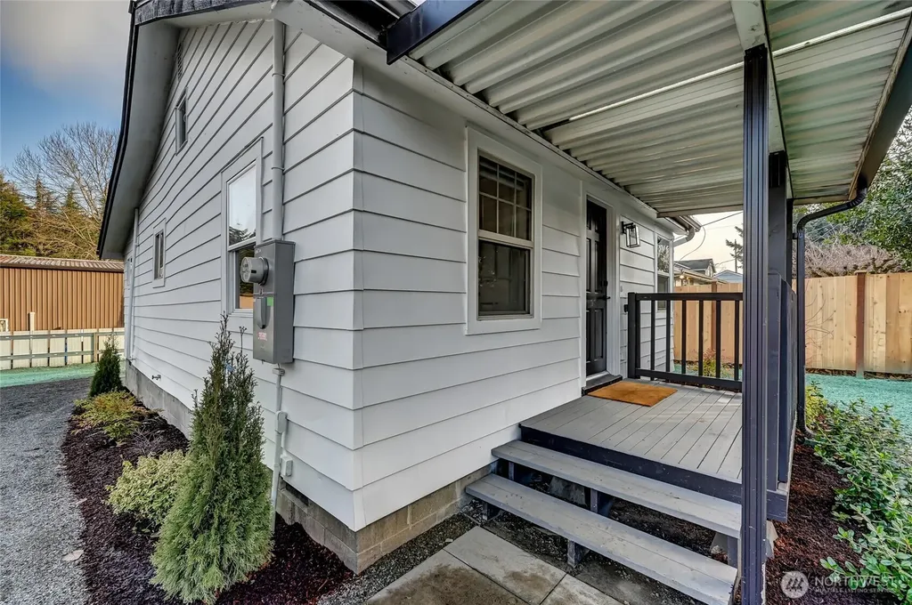 12542 50th Place S Tukwila WA 98178