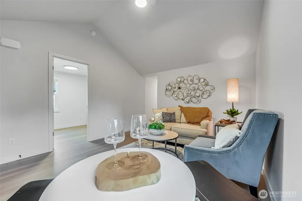 12542 50th Place S Tukwila WA 98178