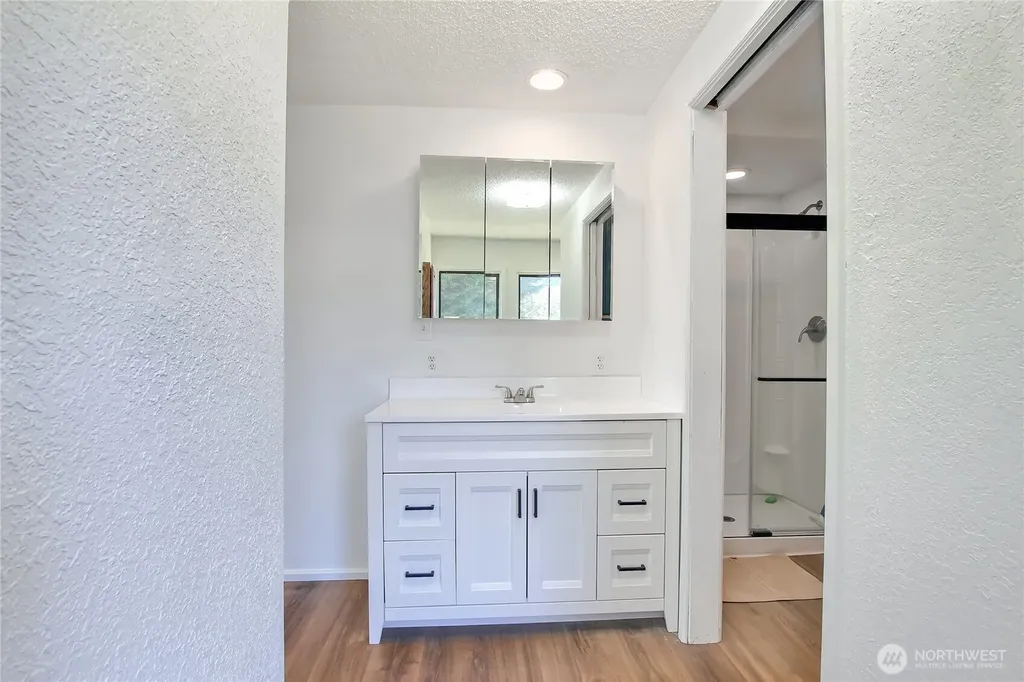 13610 SE 288th Street Kent WA 98042