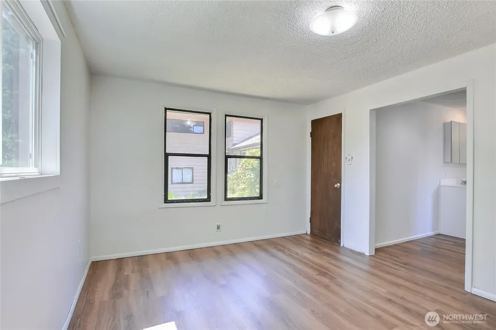 13610 SE 288th Street Kent WA 98042