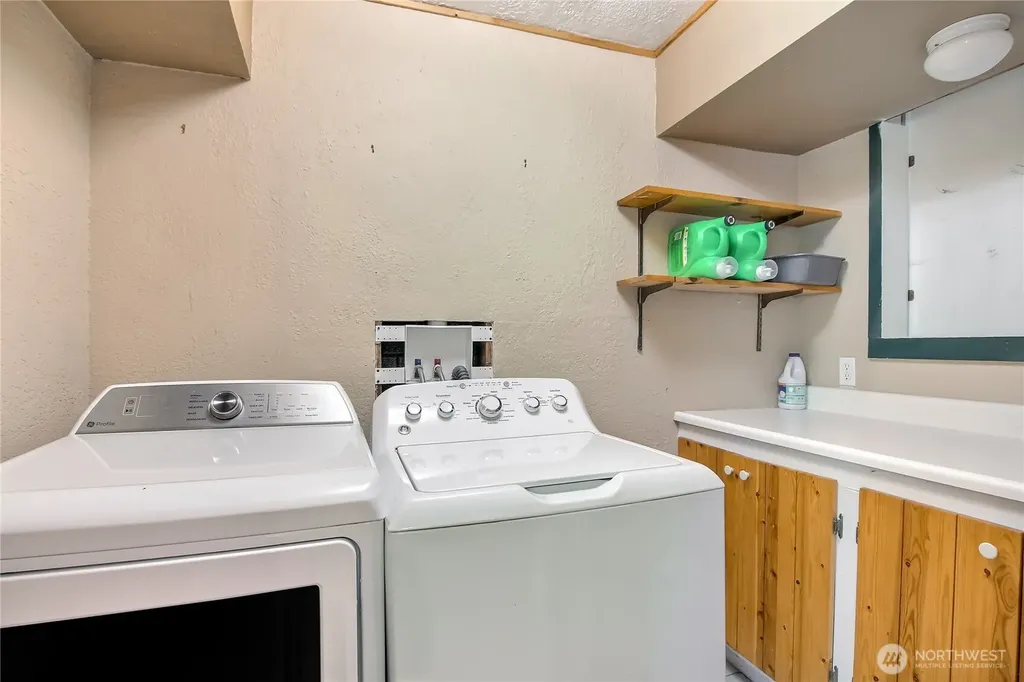 13610 SE 288th Street Kent WA 98042
