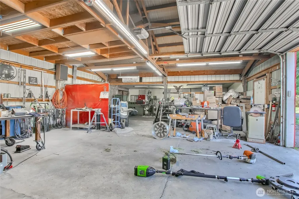 13610 SE 288th Street Kent WA 98042