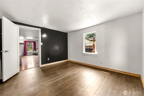 14 S Elm Street Omak WA 98841