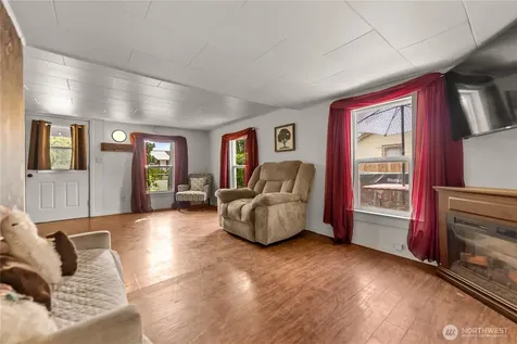 14 S Elm Street Omak WA 98841