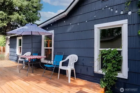 14 S Elm Street Omak WA 98841