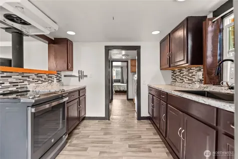 14 S Elm Street Omak WA 98841